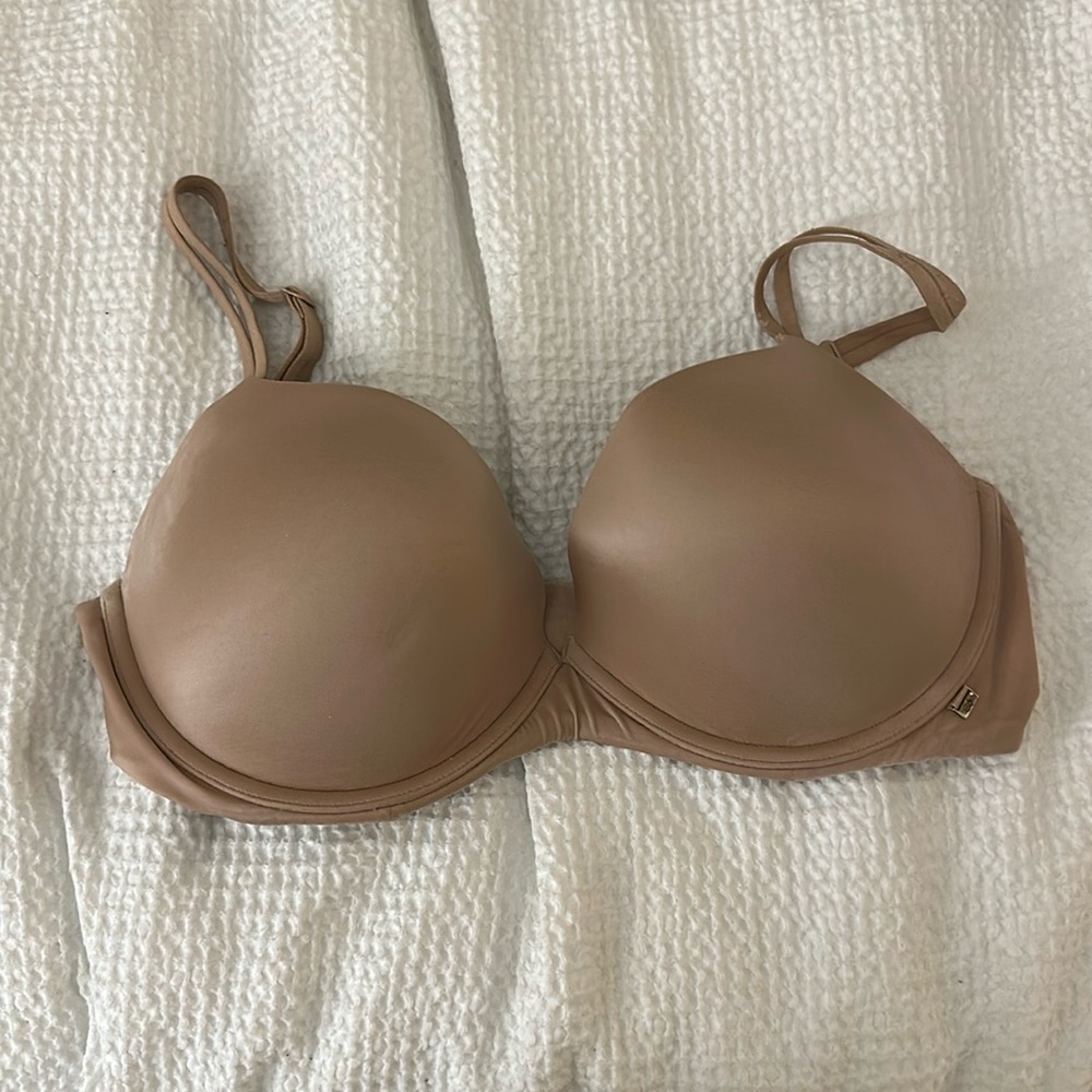 Victoria’s Secret bra